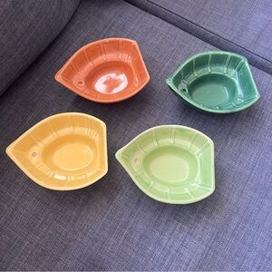 Cardinal China vintage Vibrant Leaf-Shaped Ceramic shrimp Dish Set